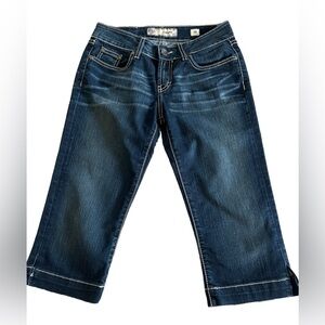 BKE BUCKLE CULTURE Sequins Faded Dark Wash Cropped Denim Jeans Size 28 32x19